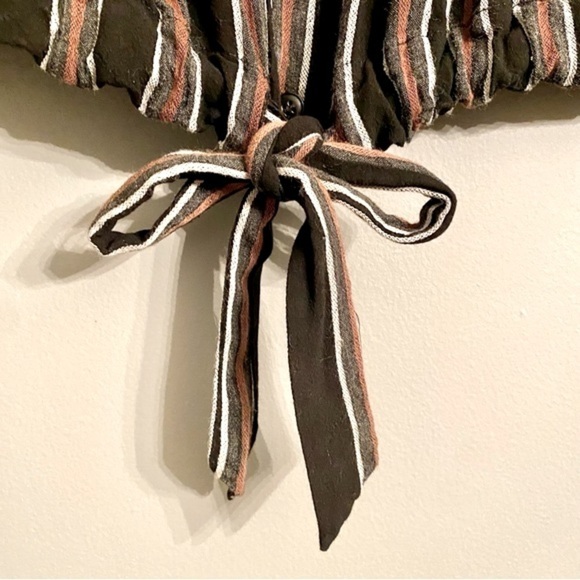 Zara Striped, Button Down, Front Tie Cropped Shirt - Picture 6 of 8